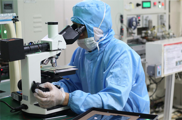 欧亚国际智显TFT液晶屏的独特魅力：全方位满足您的显示需求